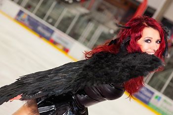 Black Swan on Ice